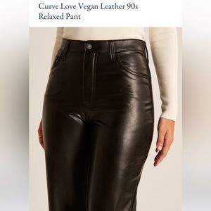 Abercrombie & Fitch The 90s Relaxed Leather Pant CURVE LOVE 6 LONG